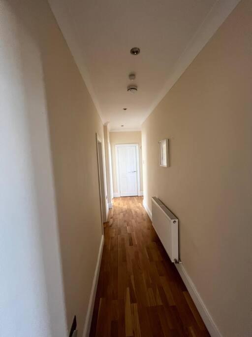 Fantastic 3 Bedroom Holiday Home Millport Exteriér fotografie