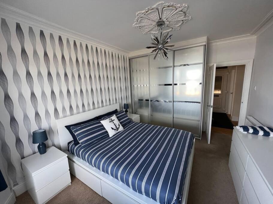 Fantastic 3 Bedroom Holiday Home Millport Exteriér fotografie