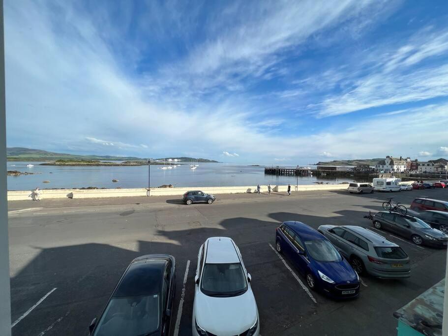 Fantastic 3 Bedroom Holiday Home Millport Exteriér fotografie