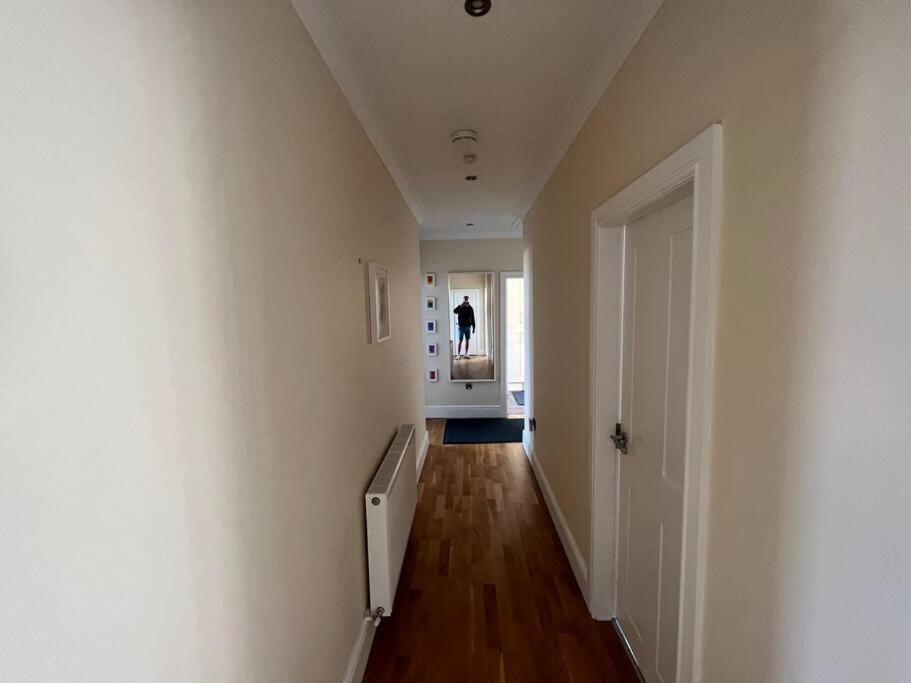 Fantastic 3 Bedroom Holiday Home Millport Exteriér fotografie