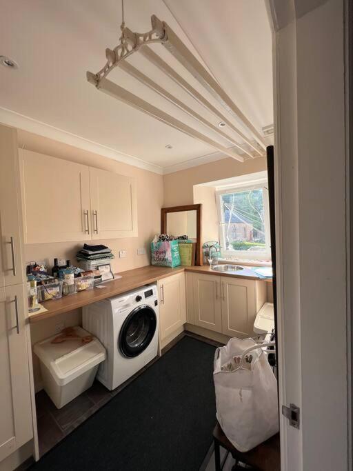 Fantastic 3 Bedroom Holiday Home Millport Exteriér fotografie
